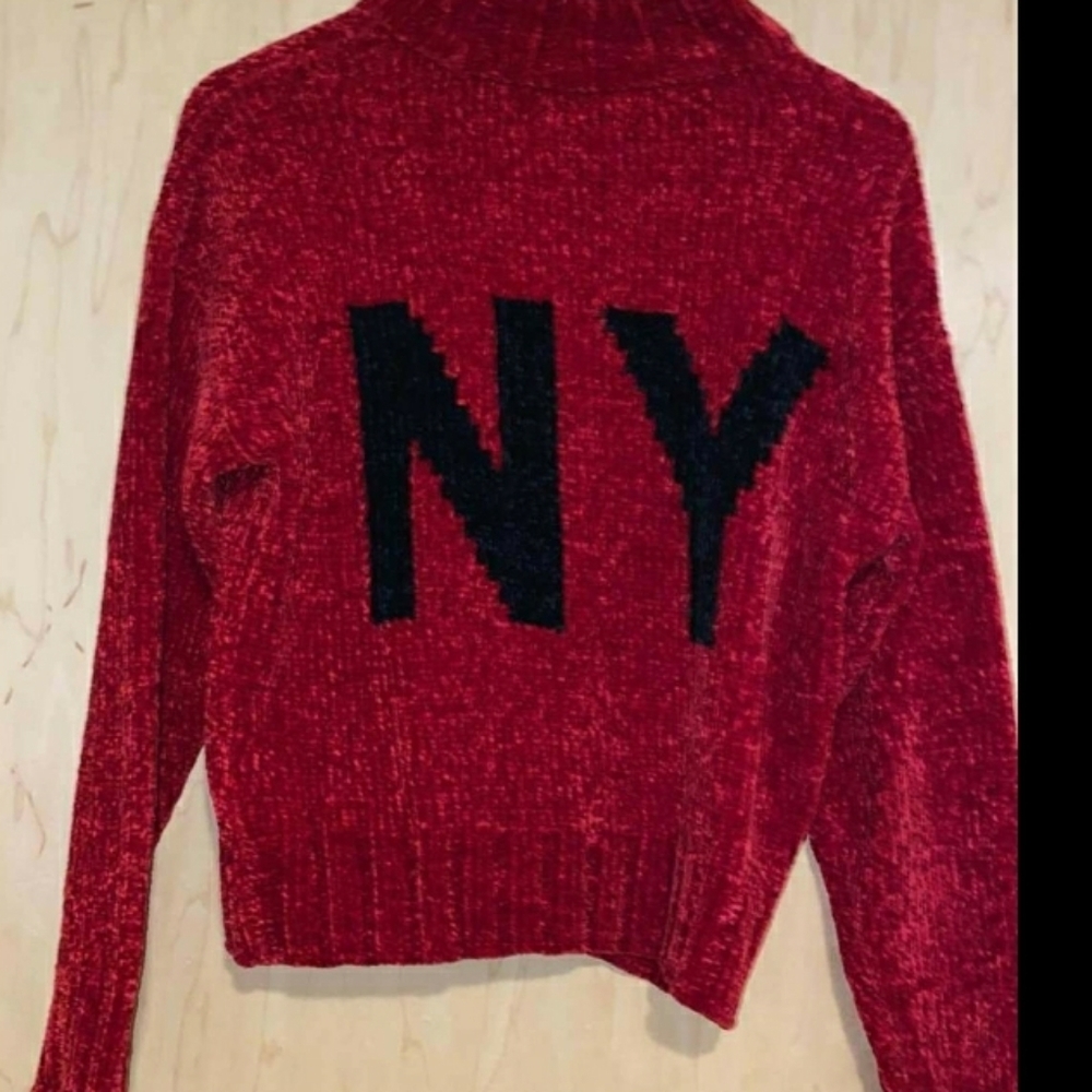 DKNY CHUNKY CHENILLE LOGO SWEATER - Picture 7 of 8